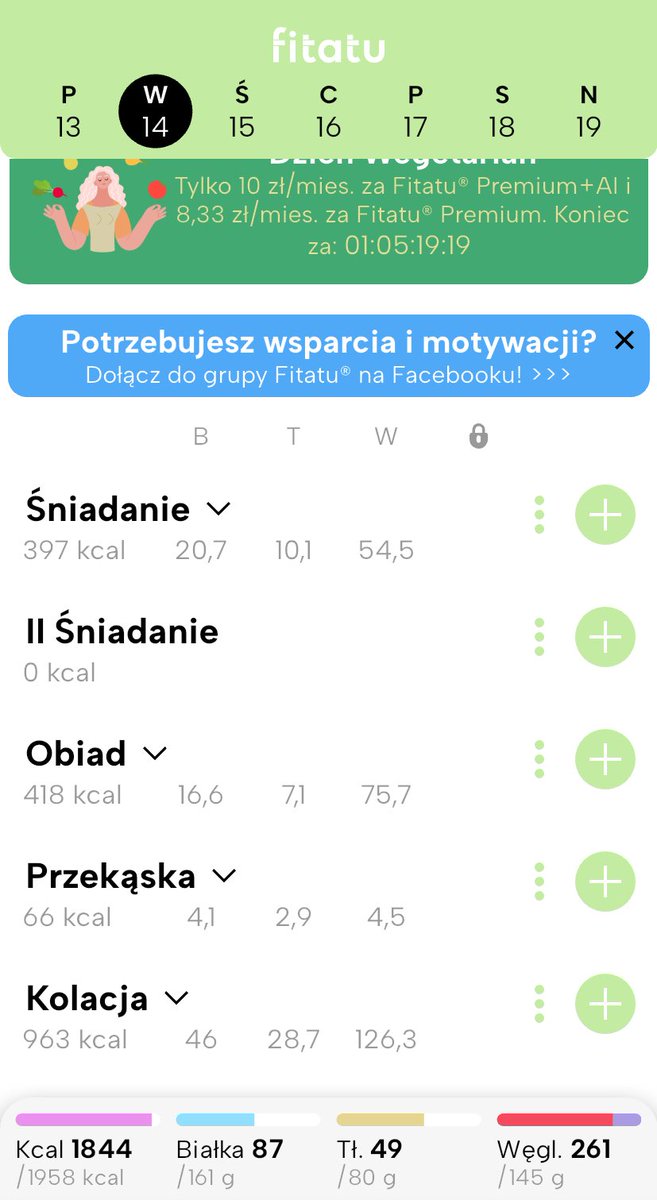 FitFatFit1's tweet photo. I makrosy z dzisiaj wbiłam już jedzenie przed pracą i kolację #fitstyczen https://t.co/MW84hhHccw