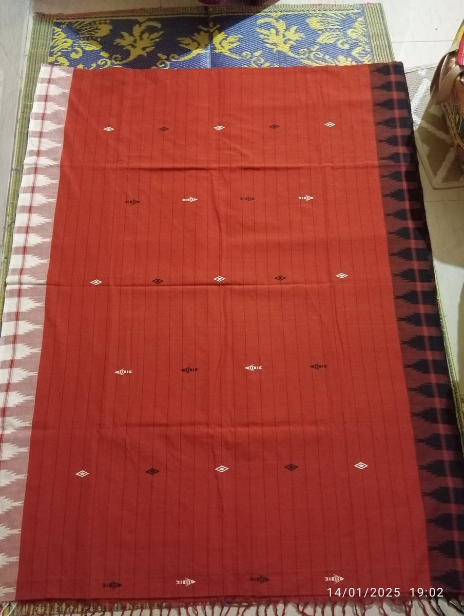 Kotpad Cotton Saree..... #kotpadsaree #kotpadhandloom #kotpadcottonsare #kotpadweaving