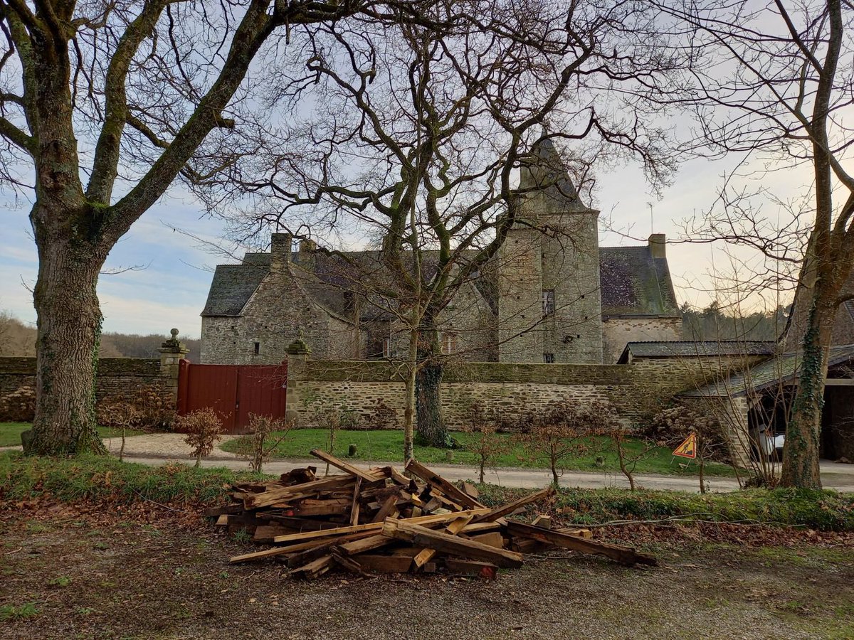 Alan Morvarc'h tweet media