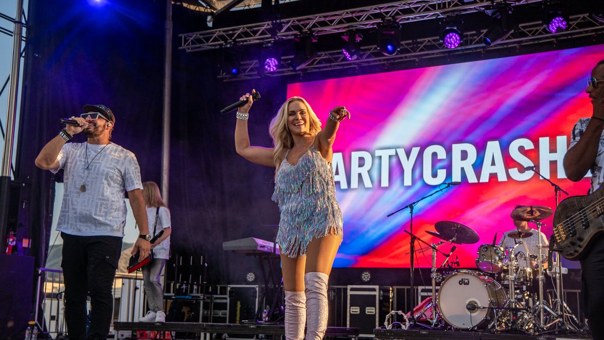 It's cold 🥶 outside, so we're manifesting a flashback to Draper Days and the musical performances of <a href="/JoeNichols/">Joe Nichols</a>, <a href="/SavannahKeyes/">Savannah Keyes</a>, and The Party Crashers.

Our free Draper Days concerts return July 18 - 19. Mark your calendars, we can't wait to see you there!