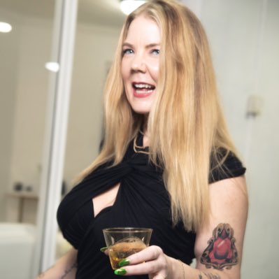 TheQueenRubyXO's tweet photo. #NewProfilePic https://t.co/AxUkQptXzS