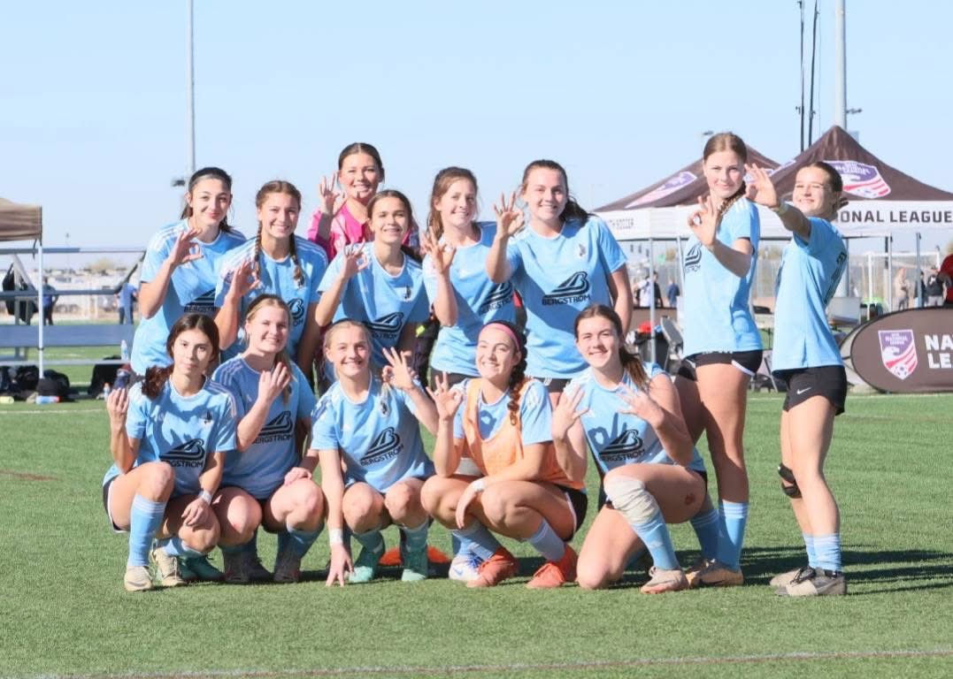 wiufc2008's tweet image. Had a great weekend in Mesa.  We went 3-0 out scoring opponents 13-2.   See you in Round Rock. #EarnYourPlace #EveryMomentCounts