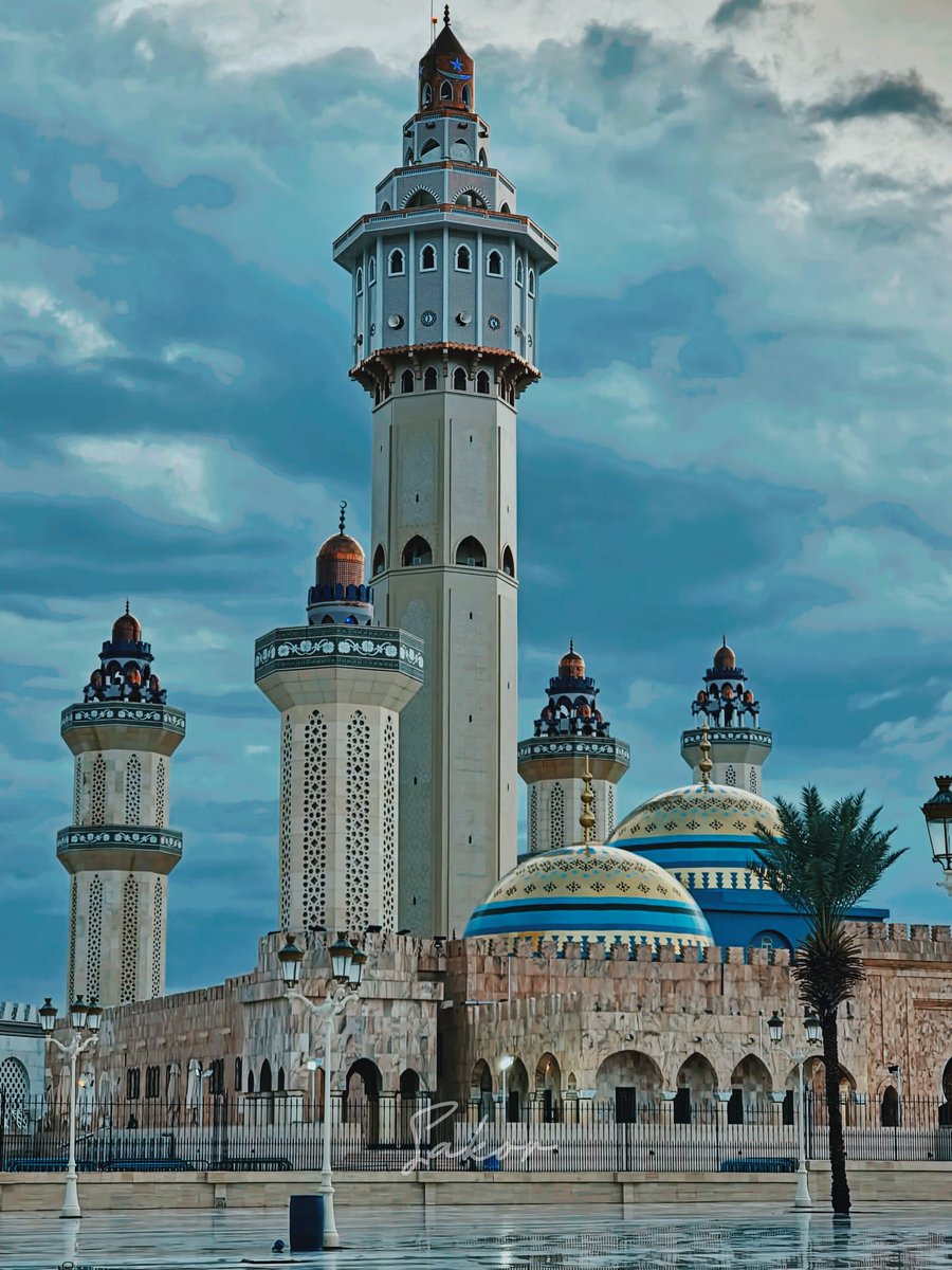 Khadim_Bichri's tweet photo. Grande Mosquée de Touba🥹❤️La merveille🥰😍 https://t.co/rUITNxJfGt