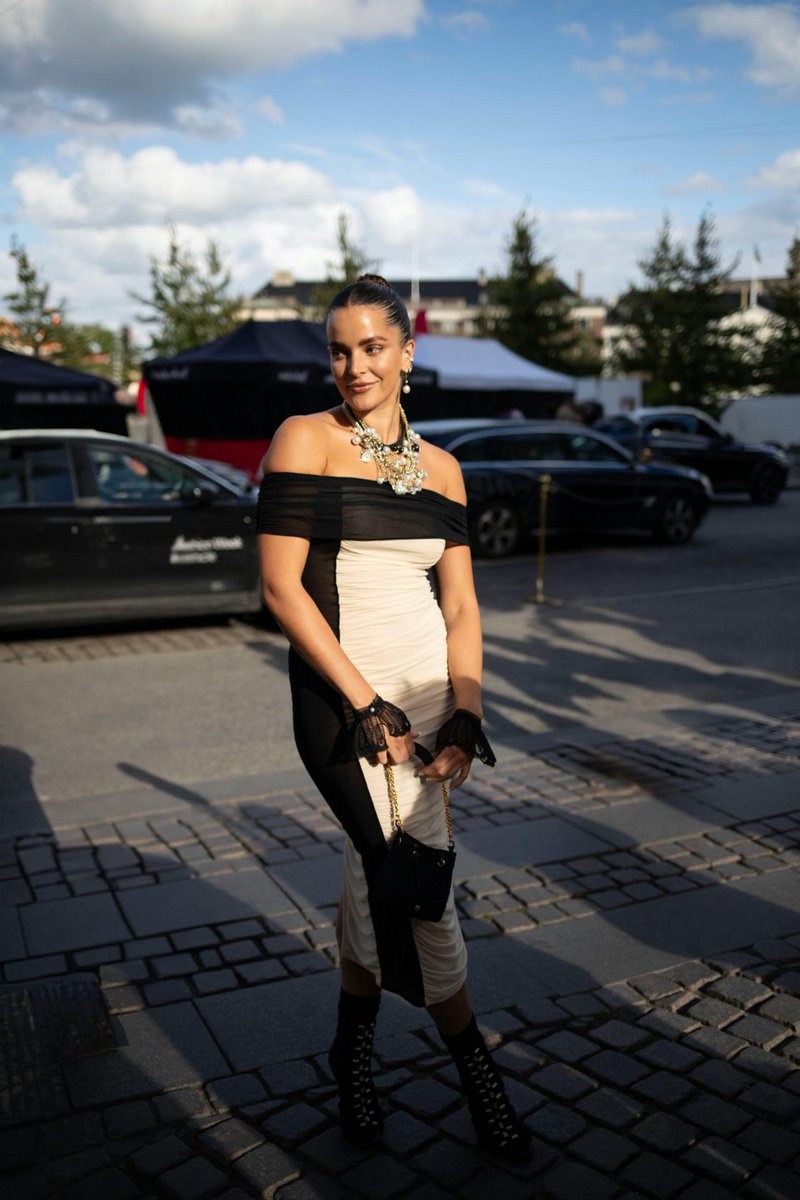 Finest_Vibes's tweet image. Shop a selection of high-end clothing, dresses, shoes and accessories, finestvibes has something for everyone, so start browsing now and find your new outfit 🖤🔥&amp;gt;&amp;gt; bit.ly/3Lbv9hd &amp;lt;&amp;lt;
#fashion #stylegram #dresses