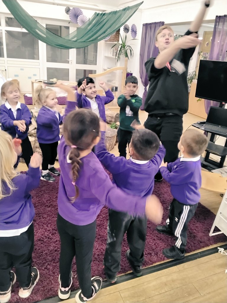 BPrimary's tweet photo. Nursery had their first session with Rob from the Rep today! One of our projects this half term is Occupations. Rob and the children recreated the role of a doctor, police officer and firefighter. We had so much fun! #TheREP #EYFSdrama #BirminghamREP https://t.co/yvqaZfWcEO