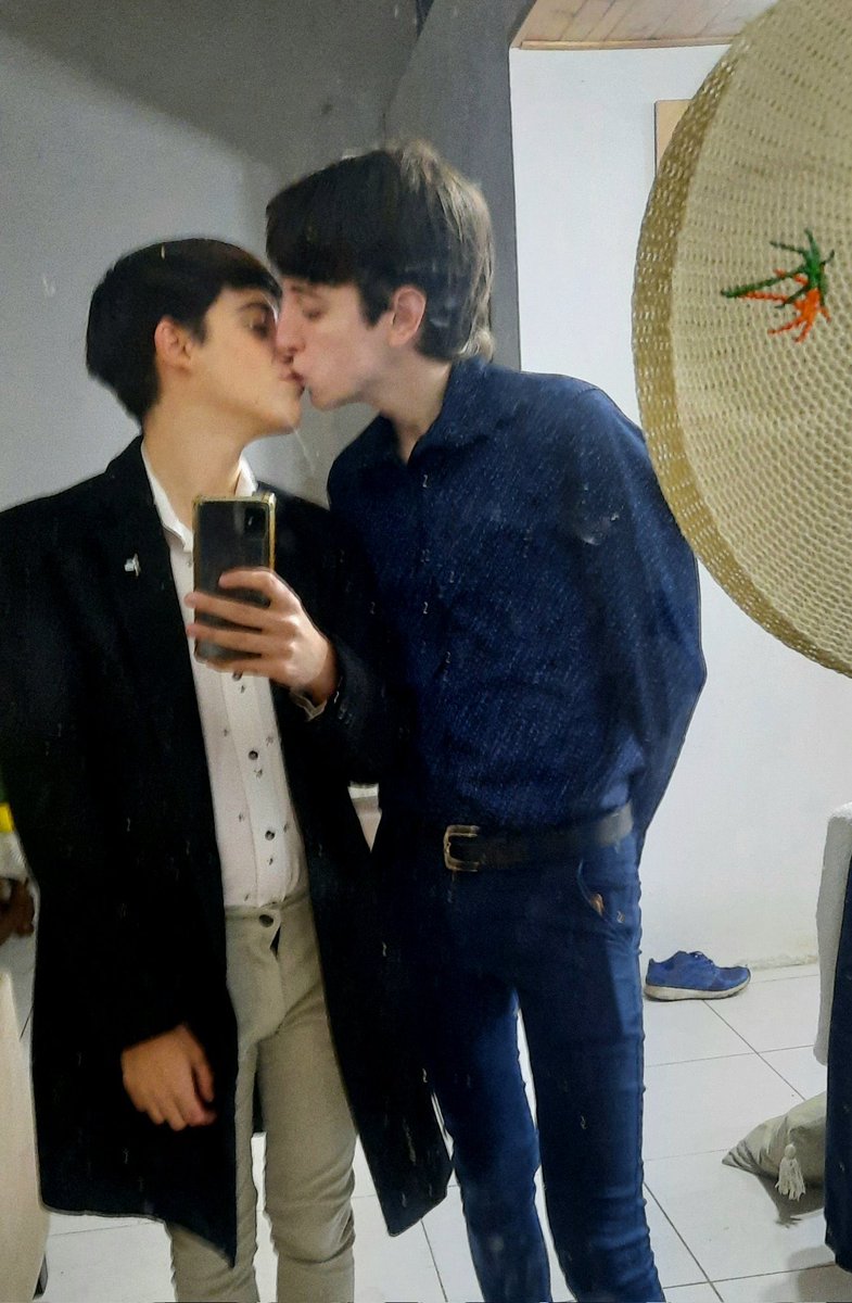 Los pedófilos se disfrazan hasta de "libertarios"pilas