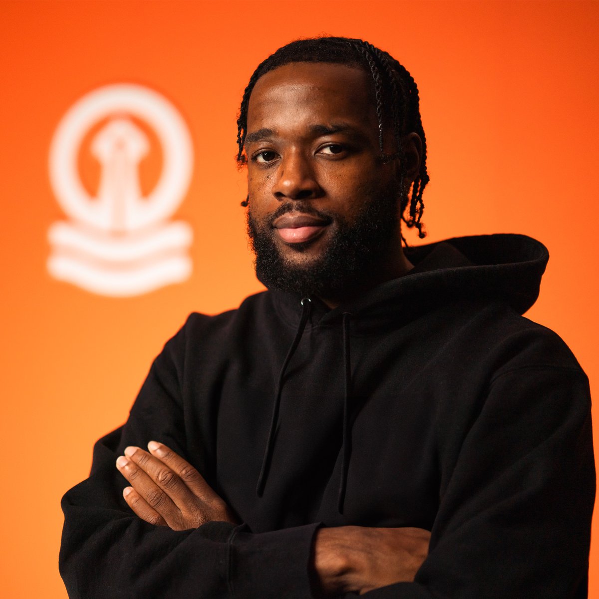 BlackpoolFC's tweet photo. The Club is pleased to announce that Josh Onomah has signed a contract extension until the end of the season.

🍊 #UTMP