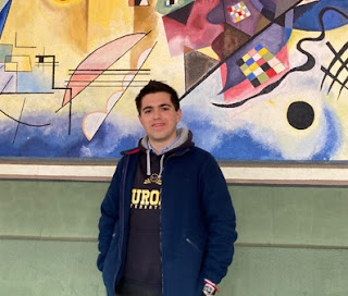Guillermo del Águila, alumno de #bachillerato del #ColegioEuropa, Ganador del 21º #Concurso de #Relatos #GloriaFuertes  europaschool.org/2025/01/guille…