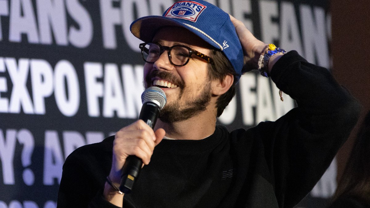 Wishing a super Happy Birthday to Grant Gustin! We loved having him at #DallasFANFESTIVAL2024 and can’t wait to see what’s next for the fastest man alive.️ ⚡ Drop your birthday wishes for Grant in the comments below. 🎂

#dallas #texas #dfw #dallastx #grantgustin #theflash #cw