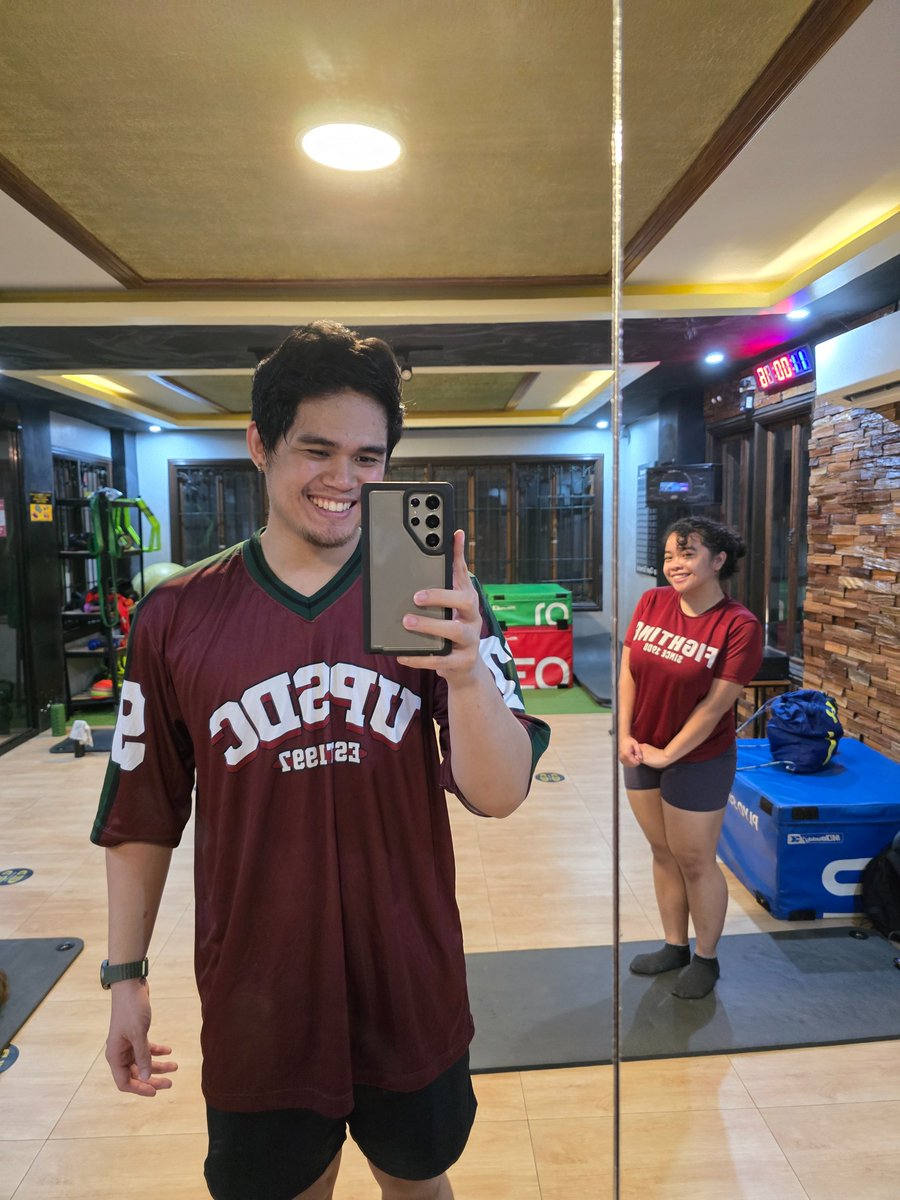 Bibs (@stalkerpoako) on Twitter photo 