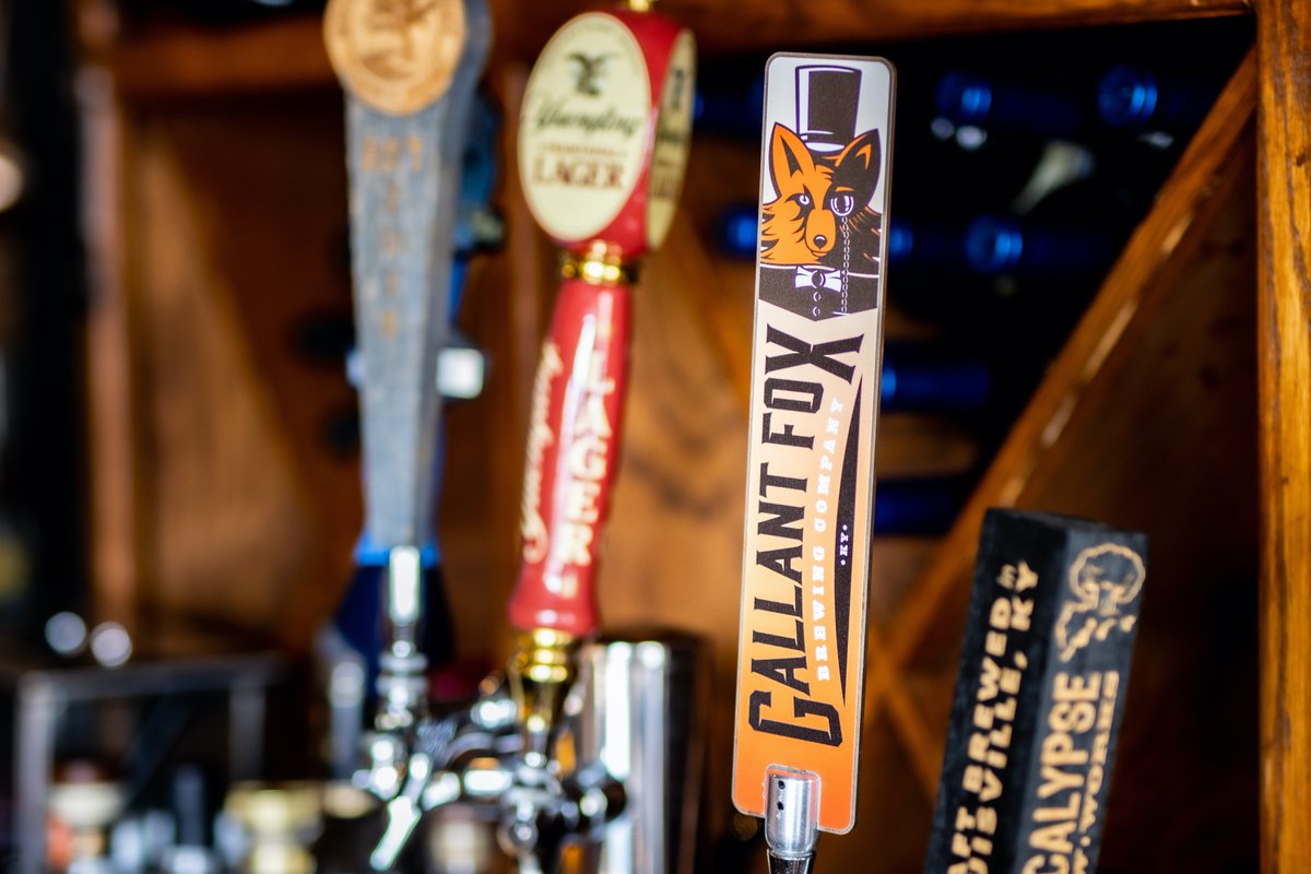 Got the post-holiday blues? Shake 'em off with Happy Hour! We've got specials on select appetizers, wine, beer and spirits from 4:30-7:00pm! #bourbonsbistro