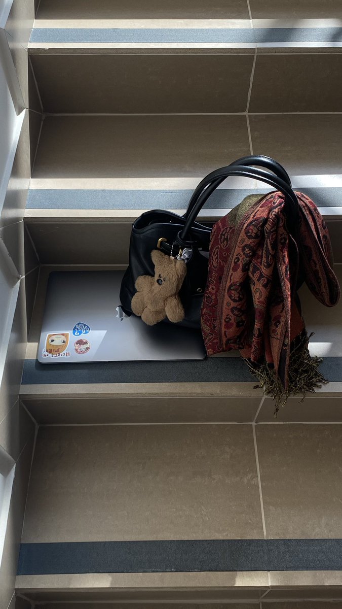 loeysmiffy's tweet image. I’ll eventually survive tomorrow too