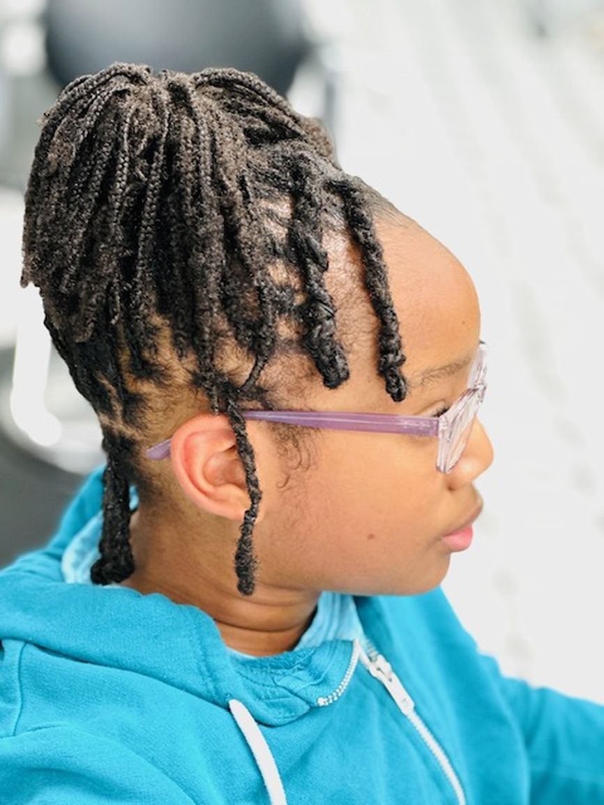 CrownNGloryFam1's tweet image. Healthy locs start with proper care. We provide thorough loc maintenance to keep them looking fresh and stylish. Schedule your next session now! #LocMaintenance #CrownNGloryFamilyHairStudio
conwayhairsalon.com/contact