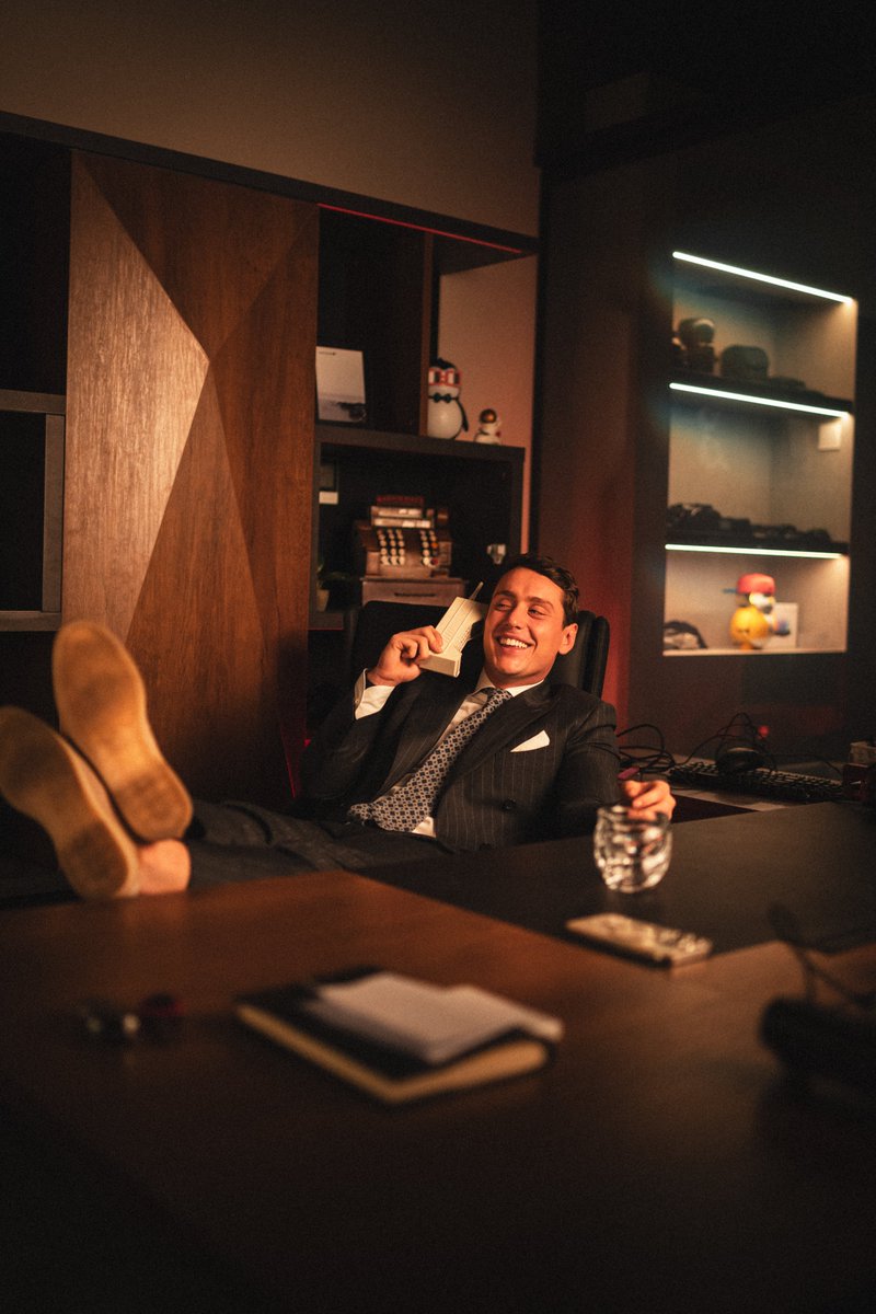 tradinglord's tweet image. The office is done. 
The mission is clear.

Catch me on twitch in 50minutes!

twitch.tv/tradinglordtv