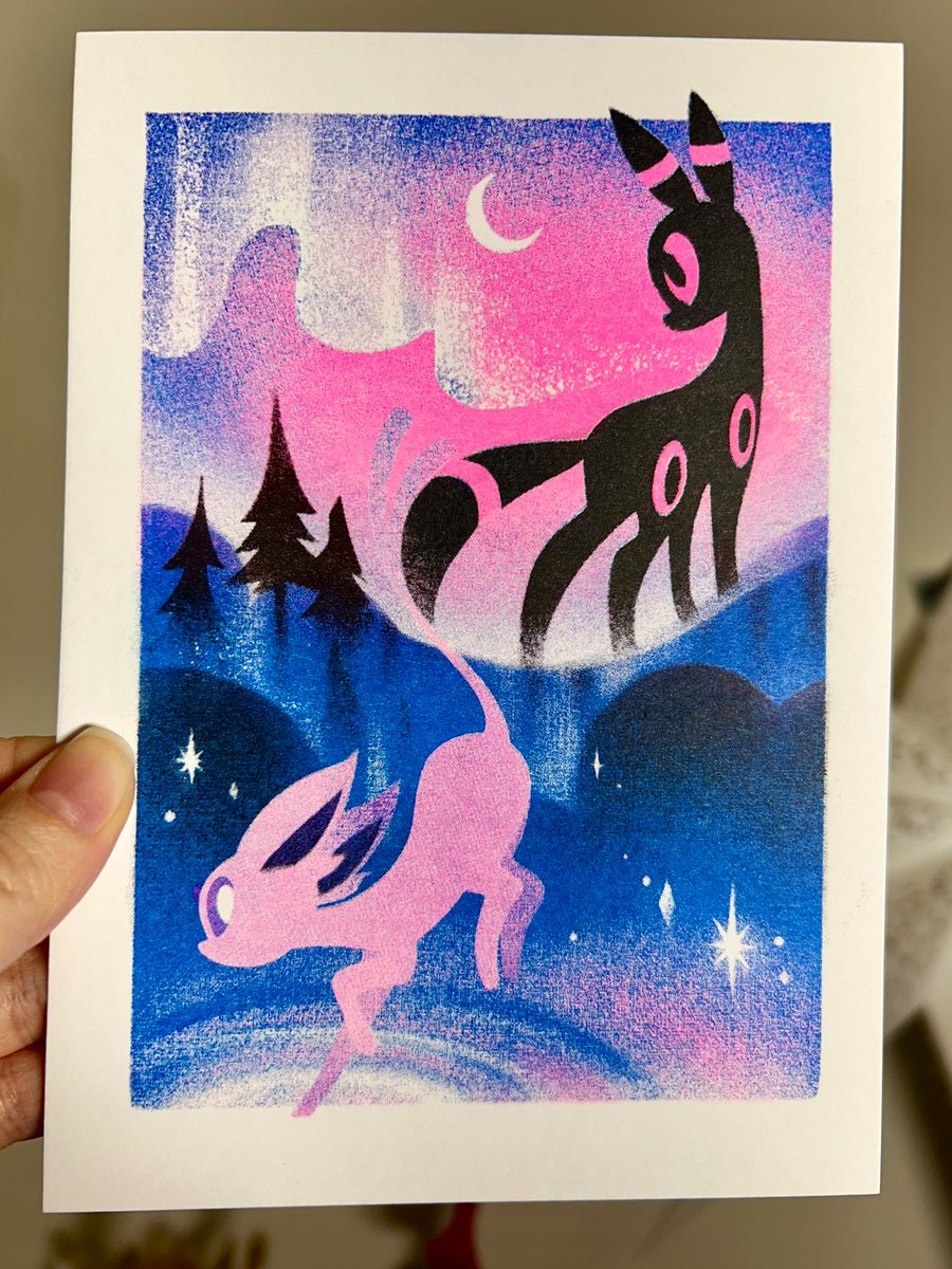 dawnf1re's tweet image. umbreon &amp;amp; espeon riso 💕 blue, hot pink &amp;amp; black ink. vending @ Further Confusion !