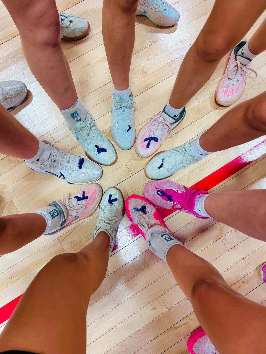 Again the basketball community in Nebraska is amazing!! The FCSH girls all wore blue ribbons on their shoes! Thank you! Thank you to everyone who stopped me yesterday and told me they are praying for me! I know I'm not fighting this alone! 🩵🩵🩵