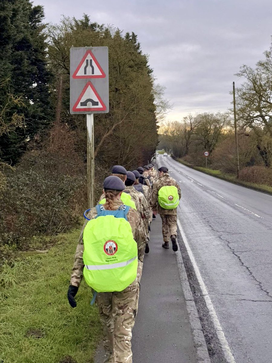 EssexWingATC's tweet image. Over this weekend, 15 cadets from across the wing participated in their second training session towards their qualifying silver march - with the team successfully covering a total of 45km! 

@aircadets 
@CERegionRAFAC 

#whatwedo #aircadets #nextgeneration #noordinaryhobby