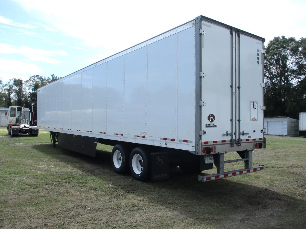 CommercialTruck's tweet image. ⚠️ Recent price decrease! 🚛 Get ready for the long haul with this 2022 Great Dane Dry Van Trailer! Located in Jacksonville, FL and priced at $28,950! 🛣️
🤩 Check it out today 👉 brnw.ch/21wQ05H

#CommercialTruckTrader #Trailer #TrailerForSale #Trucking