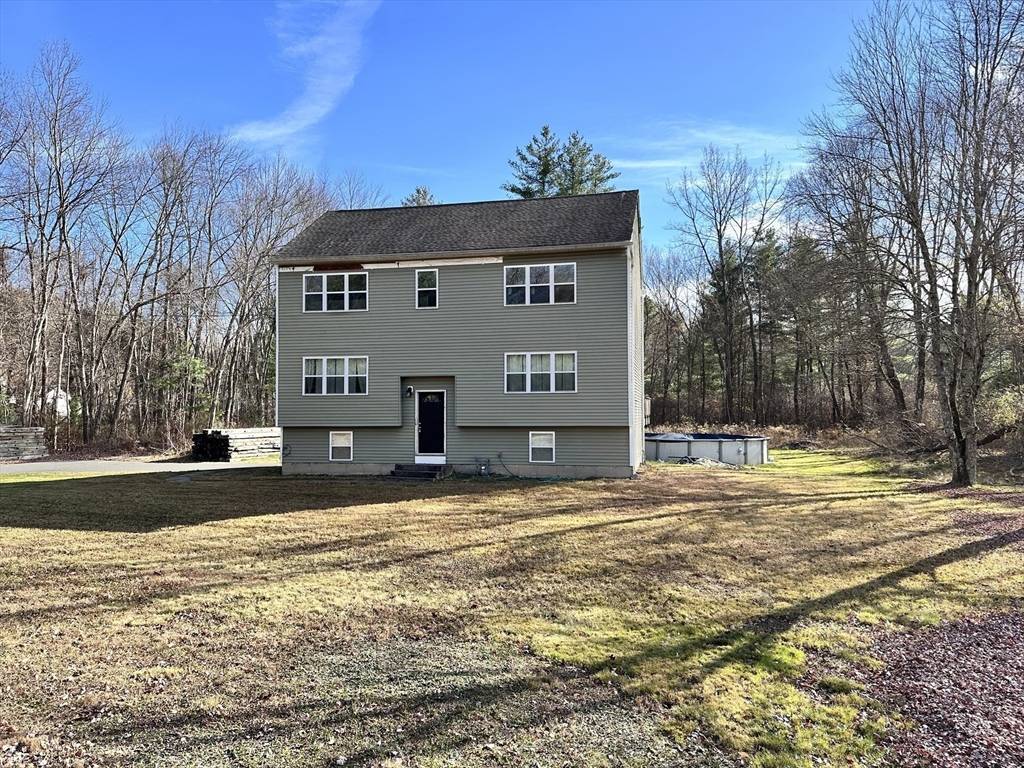 TodayRealEstat3's tweet photo. New Listing Price: $379,900
383 Porter Rd, East Longmeadow, MA 01028 is a fantastic property with 5 bedrooms and 4.0 bathrooms.
Listing Agent:  Brian Weiner
See more here: https://t.co/dh86oVpnxU 
#TodayRealEstateWesternMassachusetts https://t.co/IfjmbQPQQ4