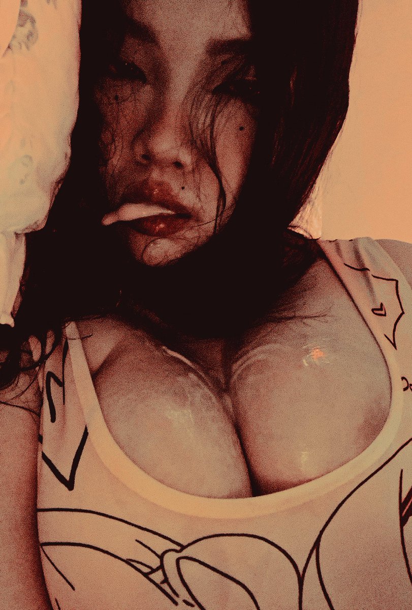 NUTTINGPOWERS's tweet photo. ⠀⠀
⠀⠀⠀⠀⠀is [Y/M] alright..?

⠀⠀they've been gurgling and
 mumbling for like 20 minutes now...

⠀⠀⠀⠀⠀⠀did she over-do it..? 
⠀⠀ https://t.co/37BQOys9vV