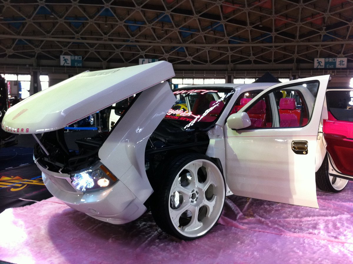 B1G_BLUE's tweet photo. 2010年のクロスファイブ名古屋に居たホンダ・リッジライン https://t.co/6VjhNfOdnL