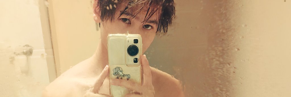 wangzichen888's tweet photo. 结束一天，睡觉 https://t.co/wrDuz8dUR9