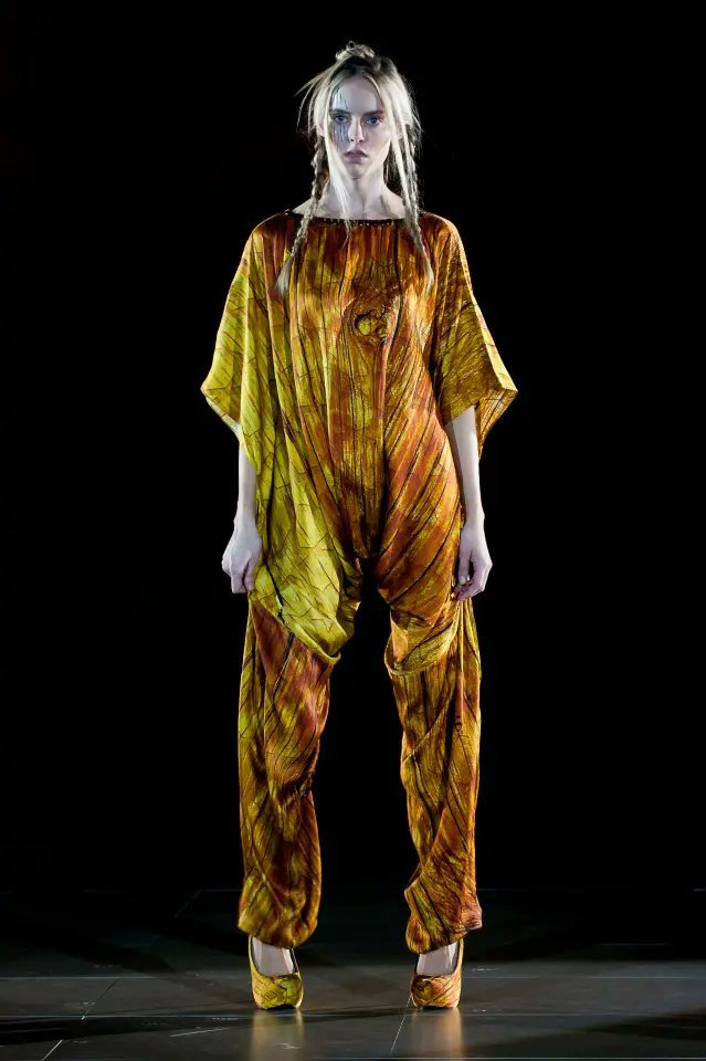 Shrekahnth's tweet photo. Favourite Jumpsuit - Shown at Dubai Fashion Week, Spring Summer 2012 https://t.co/GHvlgLg8Qs