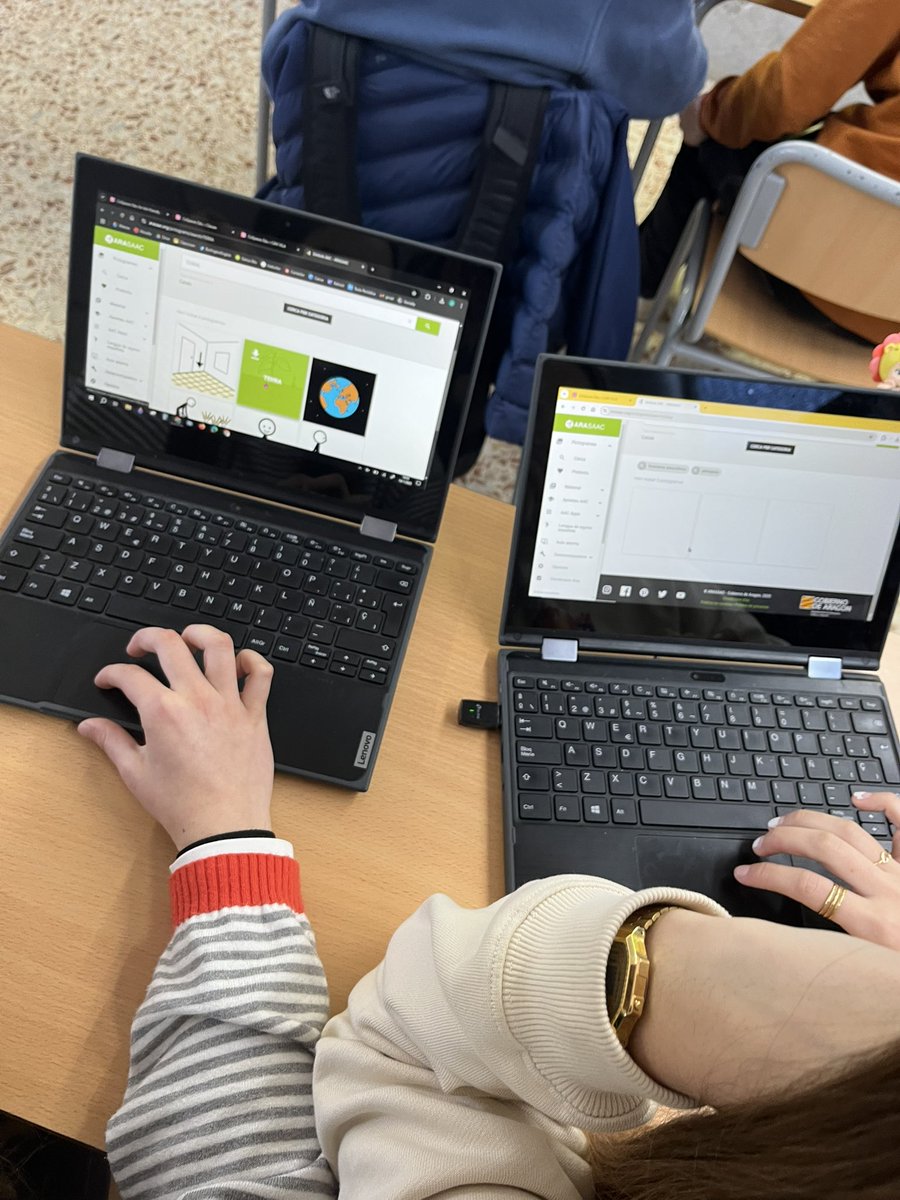 estermagri15's tweet photo. L’alumnat de l’ INS vilatzara ja està preparant materials amb ARASAAC per l’escola d’Educació Especial de Mollet. 
#cospaces #merge #arasaac @JesusArbues @Steph_Lyons_ https://t.co/VsXWHmoYAv