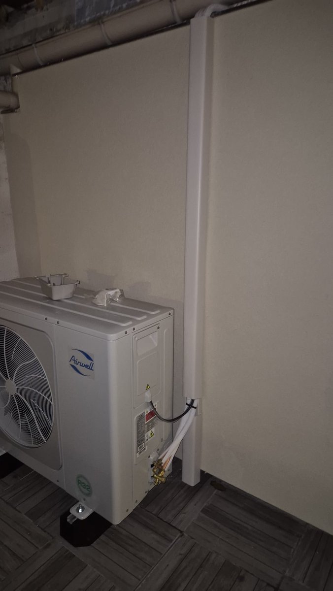 LarsAyiti's tweet photo. 1er chantier de l’année terminé
1 PAC air/eau + ballon thermodynamique
#RNRSOLUTIONS https://t.co/LJrBt3pS95