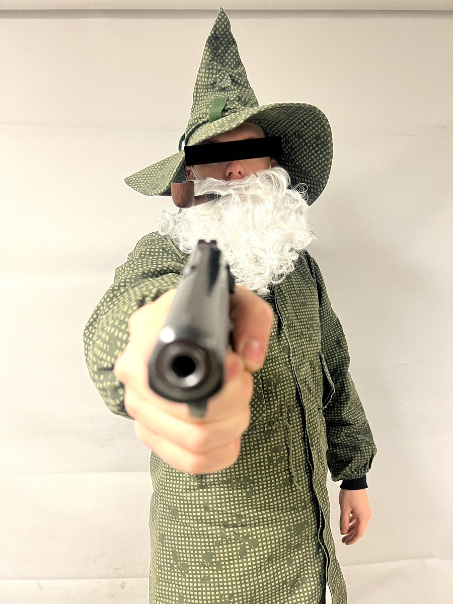 krus_chiki's tweet photo. Embarking on a quest (driving to BUCEES) to obtain rare magical elixirs (Redbull Iced Vanilla Berry), hopefully I don’t have to slay any orcs (fent addicts) with my sword (makarov) https://t.co/YYVL1dsecc