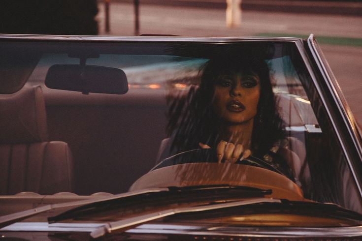 𝐯𝐚𝐥ᡣ𐭩𝐧𝐭𝐢𝐧𝐚. (semi-hiatus) tweet media