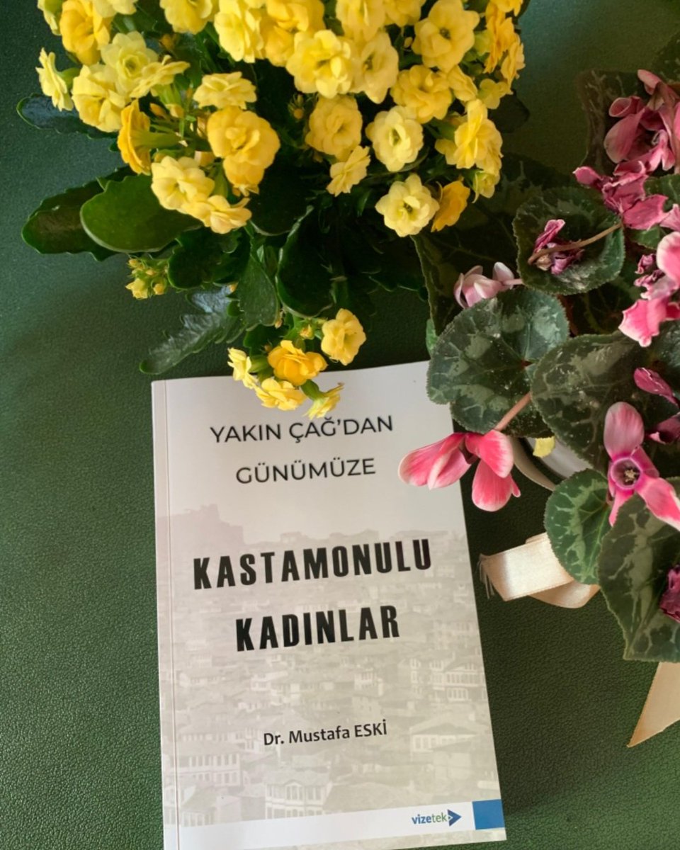 Kastamonu Üniversitesi Eğitim Fakültesi emekli öğretim üyesi Sayın Dr. Mustafa Eski'nin kaleme aldığı Yakın Çağ'dan Günümüze Kastamonulu Kadınlar adlı kitap yayımlanmıştır. Çalışmanın hayırlı olmasını diler, kadirşinaslık göstererek bizi de dahil ettiği için hocamıza teşekkür