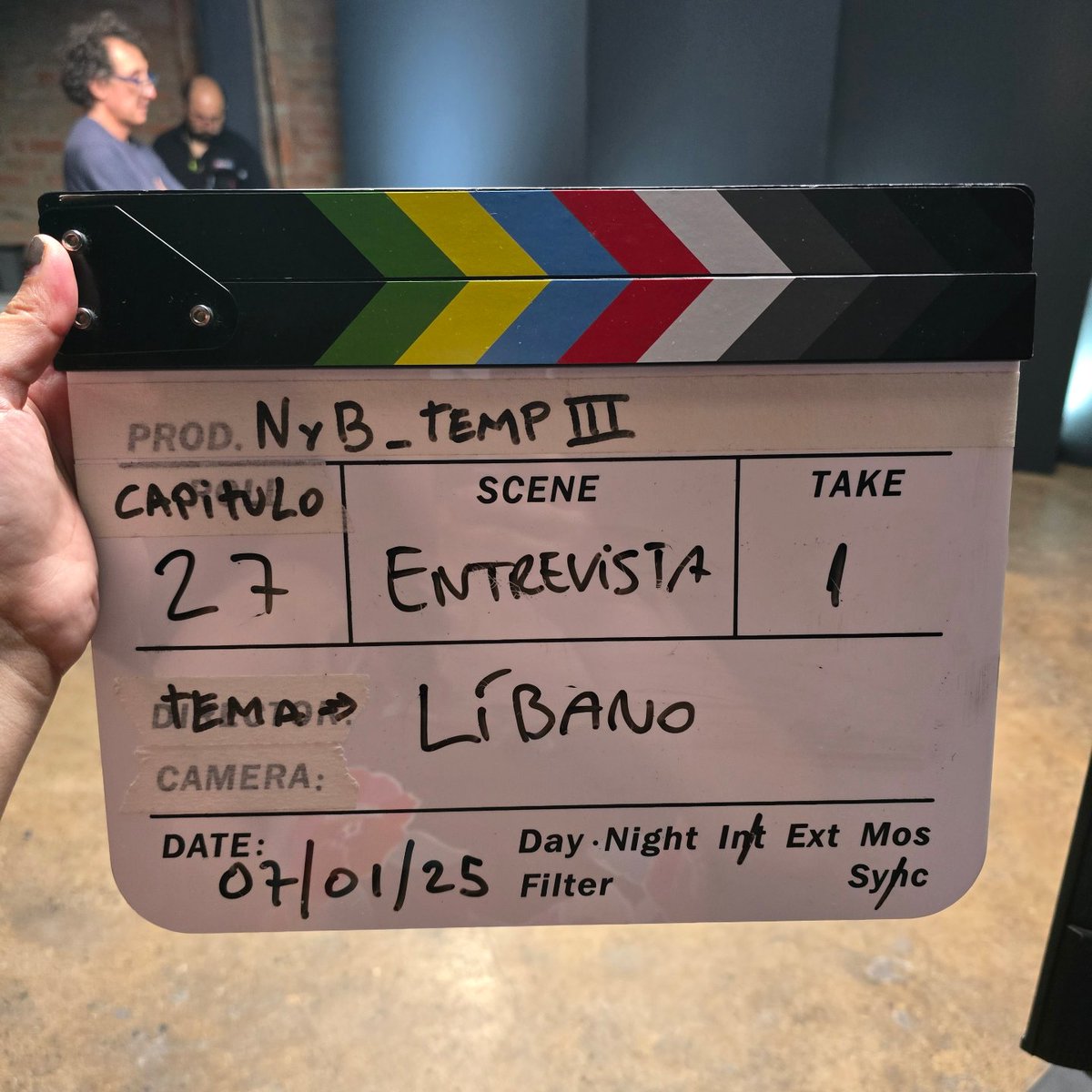 NyB_hispantv's tweet photo. 📸 Mañana en Negro y Blanco⬛️⬜️: un vistazo tras las cámaras 🎥

Eduardo Artés (@artes_oficial) y Alex Anfruns (@AlexAnfruns) abordan cómo la resistencia libanesa detuvo la invasión israelí 🇱🇧✊, por @nexo_latino.

🕰️ 
22:00 🇨🇱🇦🇷
21:00 🇻🇪
19:00 🇲🇽

#Líbano #Hezbolá https://t.co/JBNQVy8GqL