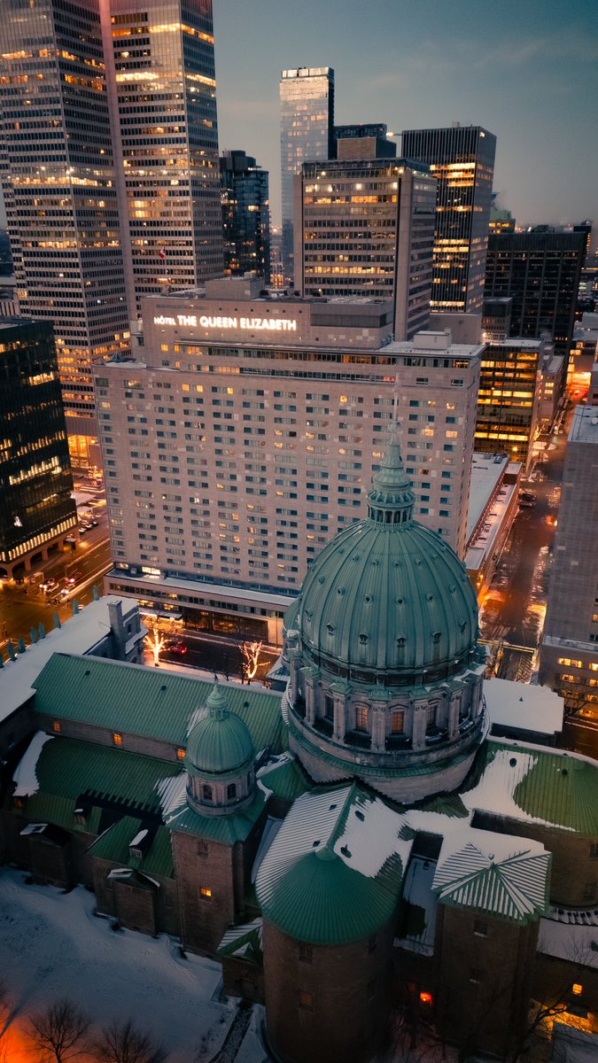 Eric_Branover's tweet photo. Perfect balance of old and new. 

This is why I love Montreal. 

Oh and the poutine, definitely the poutine https://t.co/pJnTp1cAgM