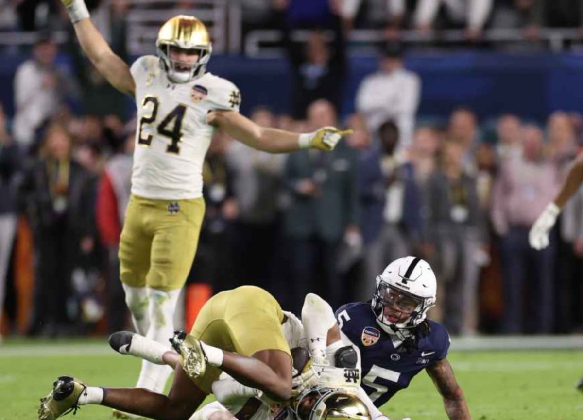 InsideDaChainz's tweet image. If You Need A Big Play Throw It Away From BigPlayGray

@8_franchise @bigplay24slay @NDFootball 

#GoIrish #FlyEaglesFly