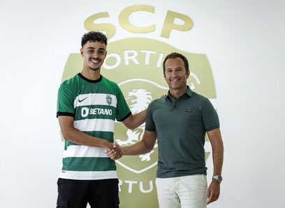 SCP__France's tweet photo. João Muniz devrait revenir au Sporting

En prêt à Rio Ave, il n’a jouer aucune minute https://t.co/qymezKfrDZ