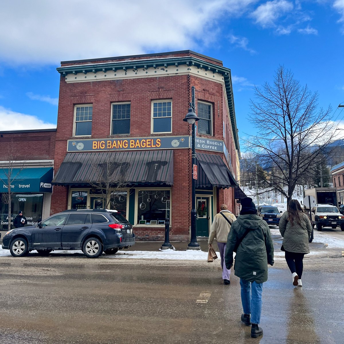 BigBlockConst's tweet image. The Big Block crew was in Fernie, B.C., recently on a @curriecreek work trip (that included some play!). The team had lots of fun on the slopes @SkiFernie &amp;amp; exploring the beautiful mountain town.#fernie #skifernie #ferniestoke #powderhighway #explorebc #britishcolumbia #kootrocks