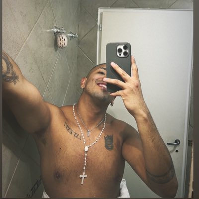 fedest_kr's tweet photo. #NuevaFotoDePerfil https://t.co/754TkvJfBz