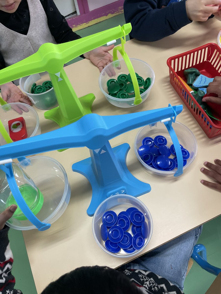 Emmanuelle tweet media