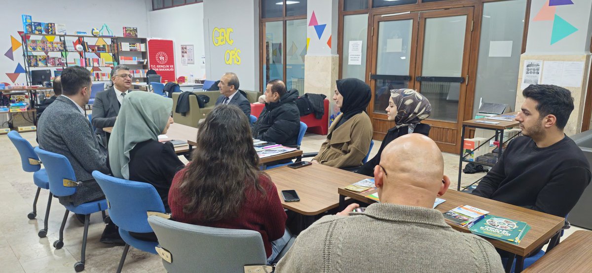 Üniversitemiz öğrenci topluluklarının hazırladığı dört proje, Gençlik ve Spor Bakanlığının Üniversite Öğrenci Toplulukları İş Birliği ve Destek Programından (ÜNİDES) destek almaya hak kazandı. 🎉

🌿 Doğadan İzler Topluluğumuzun "Doğa Dostu Kampüs",
🤖 Robot ve Otomasyon