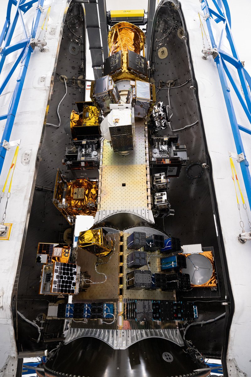 The Falcon 9 rocket carrying MBZ-SAT is now vertical at Pad 4E at Vandenberg Space Force Base in California, USA.

#MBZSAT
