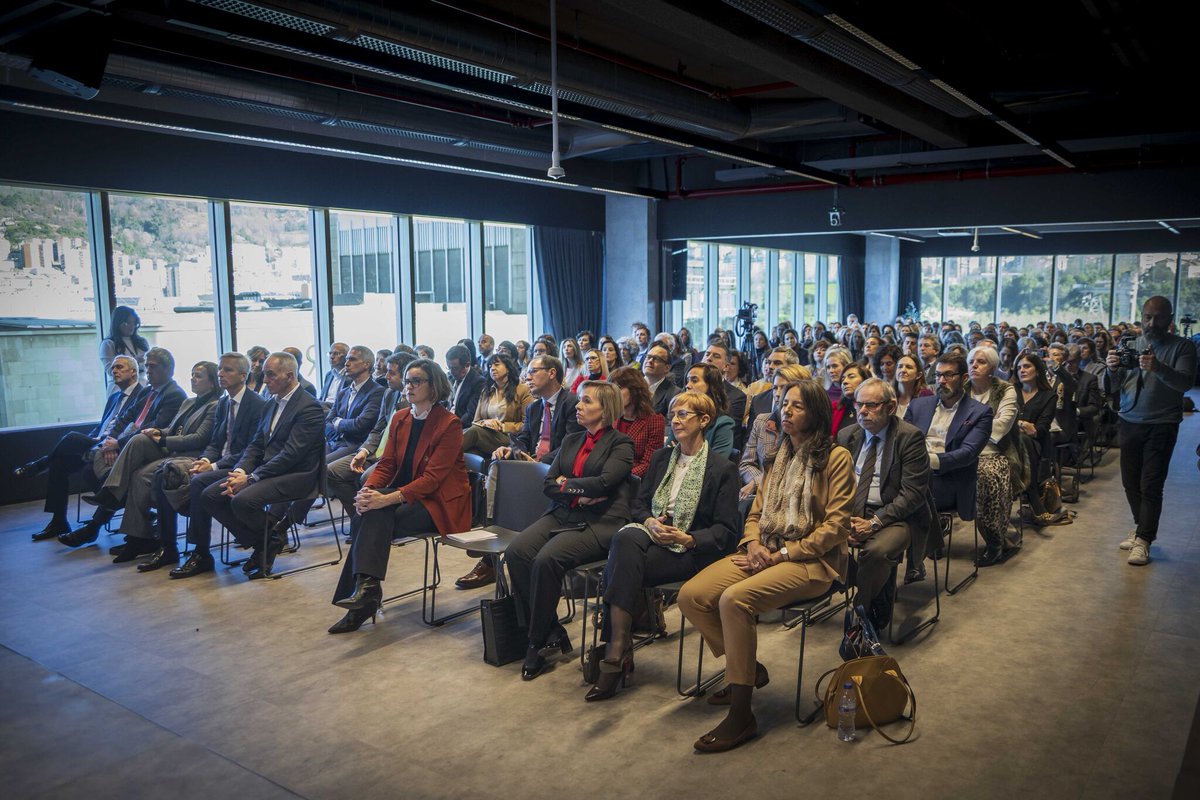 Arantxa Tapia (@arantxa_tapia) on Twitter photo Evento de lujo de <a href="/PWNBilbao/">PWN Bilbao</a> sobre igualdad en la industria para visibilizar el gran trabajo que muchas mujeres hacen en Euskadi.
Nos toca seguir trabajando, midiendo el resultado de nuestras actuaciones y estableciendo mejoras para avanzar en el liderazgo equilibrado de género! Evento de lujo de <a href="/PWNBilbao/">PWN Bilbao</a> sobre igualdad en la industria para visibilizar el gran trabajo que muchas mujeres hacen en Euskadi.
Nos toca seguir trabajando, midiendo el resultado de nuestras actuaciones y estableciendo mejoras para avanzar en el liderazgo equilibrado de género!