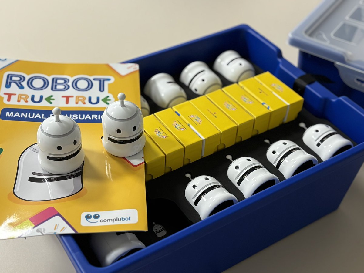 Maria Lagares tweet media