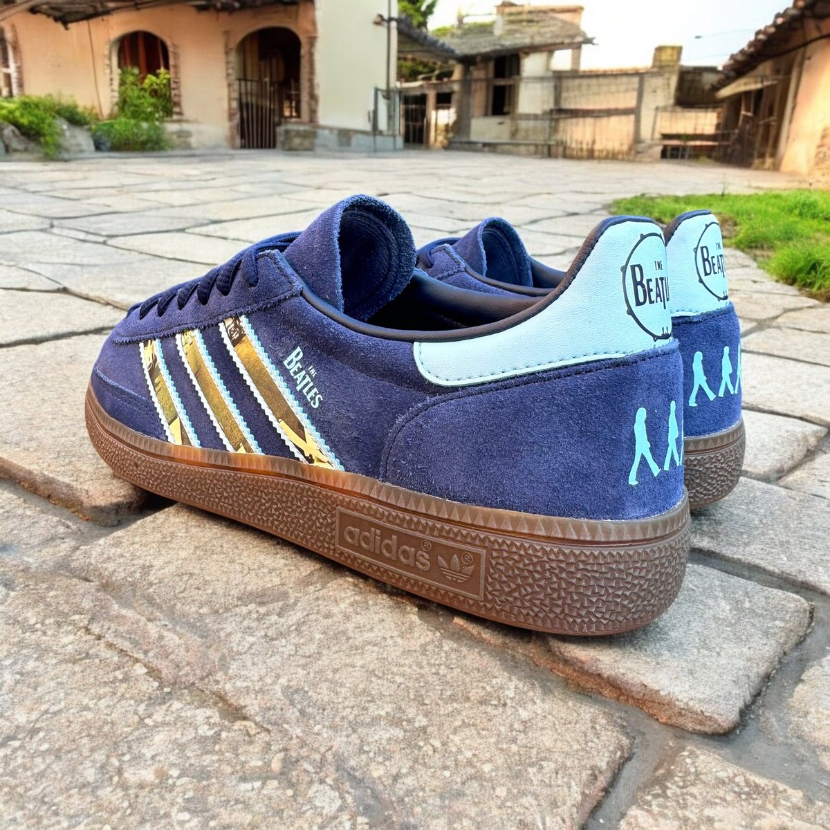 adidas gazelle silver green womens Limited edition The Beatles Abbey Road blue / white suede Adidas Handb –  Sneakcustomtrainers.com main image 0