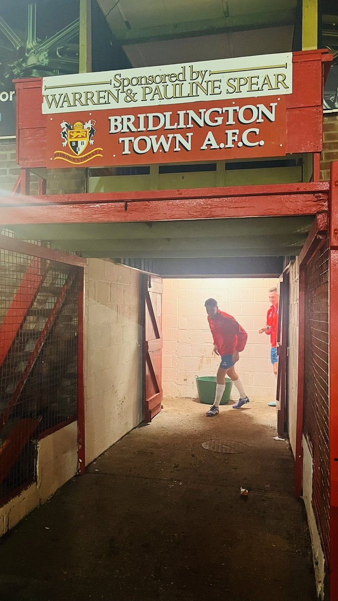 dstevens's tweet image. It’s half-time on the East Coast in the @NorthernPremLge Division One East.

Bridlington 0 Bishop Auckland 1.

@BridTownAFC are a touch unlucky to be behind in a close fought contest with @bishopafc.

A little video with pictures attached!

#TheBishops #TwoBlues #SeaSeaSeasiders