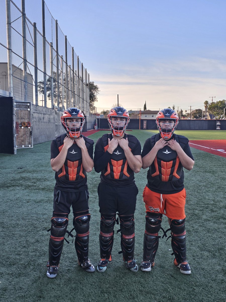 BaseballAA1's tweet photo. It was great to meet Stan Jurga w/@ALLSTARSPORTS @CatcherCon2024. Wanted to say thank you for making such great gear that our guys love. https://t.co/EQl1kXsf4I