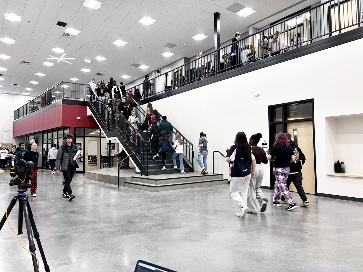 popedesigngroup's tweet photo. Photographing the new @pactcharter secondary campus &amp; experiencing school among students &amp; staff was a blast! This new 2-level school in Ramsey, MN serves 700 students in grades 6-12. Congrats to the full team! 

[JB Vang Partners] @rochon_corp @larsonengr @kfiengineers @imegcorp https://t.co/hVLTnqw1Wv