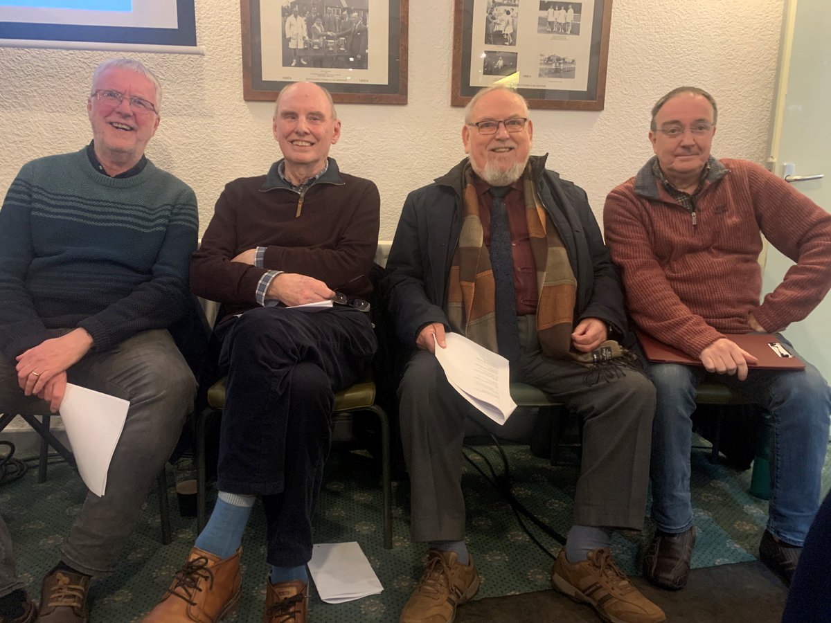 Radio Cymru (@bbcradiocymru) on Twitter photo Mae cyfres rhif 45 o'r Talwrn yn dechrau nos Sul! Y ddau dîm fydd yn cymryd rhan fydd Y Glêr a'r Diwc👇
📻 Y Talwrn nos Sul 19:00
<a href="/BBCSounds/">BBC Sounds</a> <a href="/trydarbarddas/">Barddas</a> <a href="/eurig/">Eurig Salisbury OMB</a> <a href="/martinhuws/">Martin Huws</a>
bbc.in/3Wet3CM Mae cyfres rhif 45 o'r Talwrn yn dechrau nos Sul! Y ddau dîm fydd yn cymryd rhan fydd Y Glêr a'r Diwc👇
📻 Y Talwrn nos Sul 19:00
<a href="/BBCSounds/">BBC Sounds</a> <a href="/trydarbarddas/">Barddas</a> <a href="/eurig/">Eurig Salisbury OMB</a> <a href="/martinhuws/">Martin Huws</a>
bbc.in/3Wet3CM