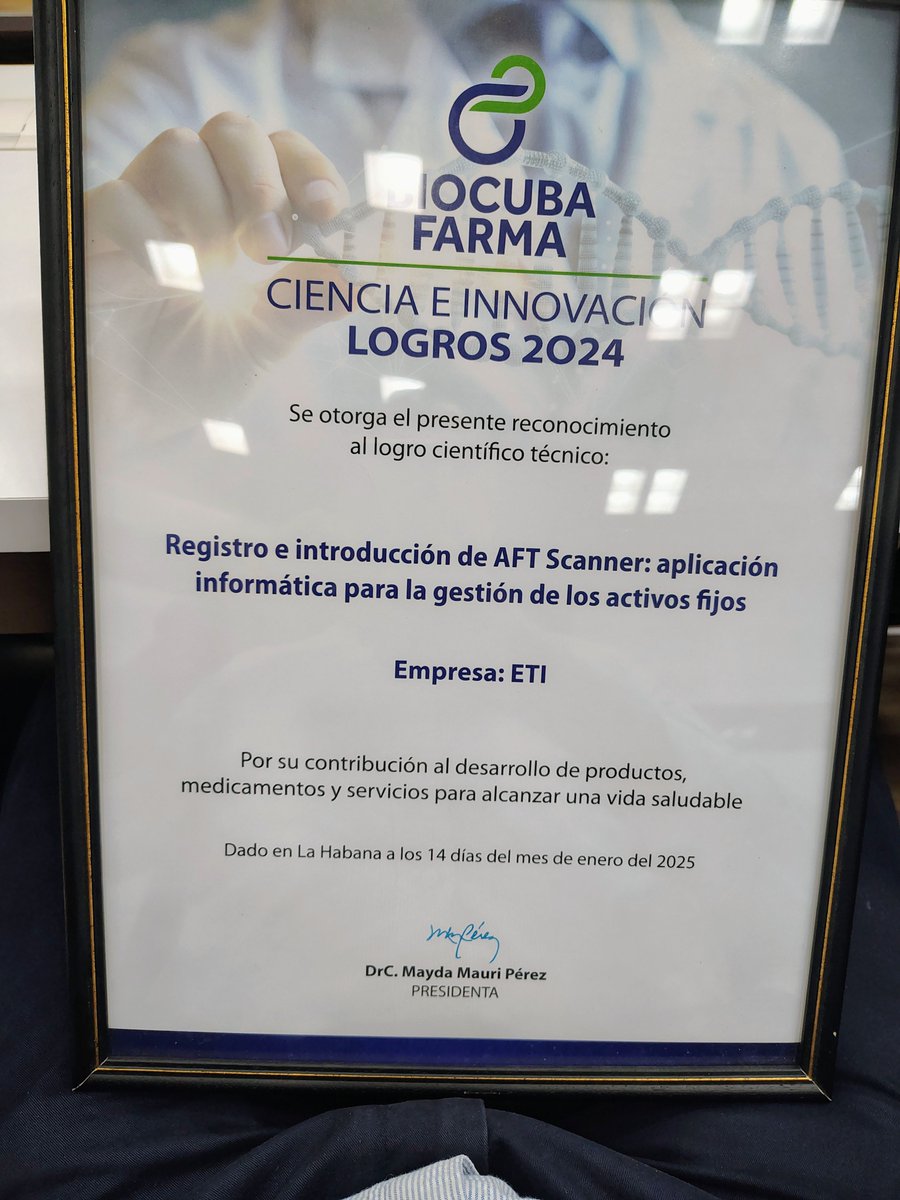 Recibe la <a href="/etibiocubafarm1/">etibiocubafarma</a> reconocimiento al logro científico técnico por la introducción de la aplicación informática AFT Scanner para el control de activos fijos tangibles <a href="/BioCubaFarma/">BioCubaFarma</a> <a href="/EdMartDiaz/">Eduardo Martínez Díaz</a> <a href="/DiazCanelB/">Miguel Díaz-Canel Bermúdez</a> <a href="/min/">min</a>