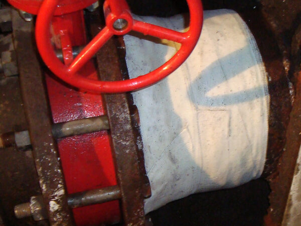 USIgroups's tweet photo. A steel mill was experiencing a loss of 50 to 70 gallons per minute from a 10-inch chemical water treatment pipe that passed through a 3-foot-thick concrete wall. The leak was draining the plant's resources by nearly $4,000 daily in chemical treatment expenses. https://t.co/bL6N3bTIda